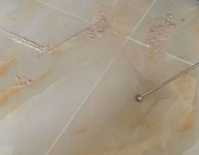 南通市瓷砖空鼓维修公司分享粘合剂选择不当在瓷砖铺贴过程中可能导致以下问题